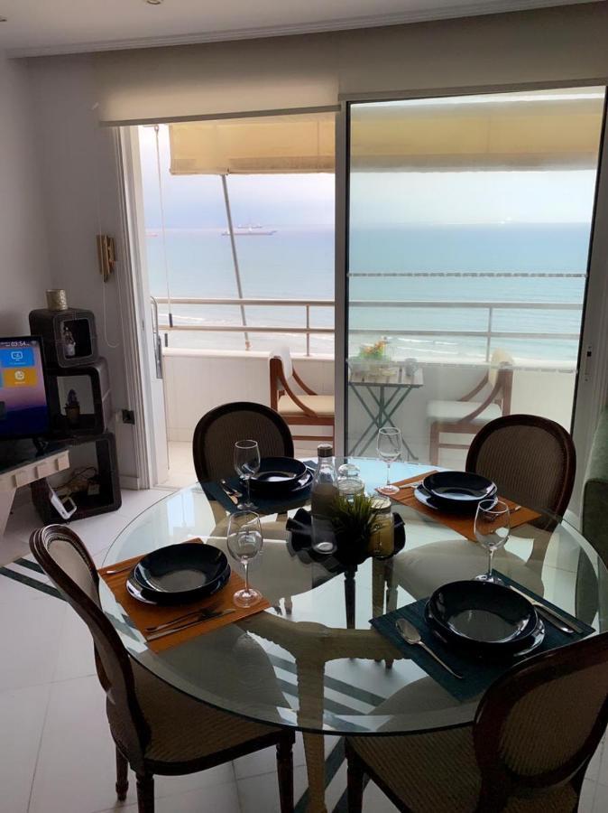 Larnaca Room, 50M To The Finikoudes Beach Exterior photo